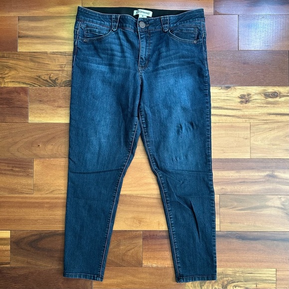 Democracy Ab Solution Jeans - Picture 3 of 10